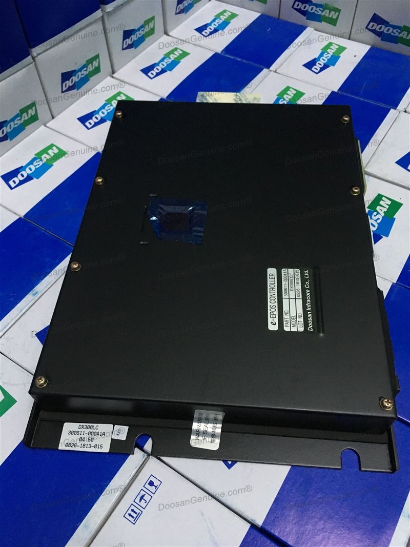 HỘP THỦY LỰC (DX300LC)